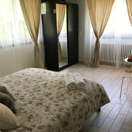 B&B La Rosa Del Lago Reno Di Leggiuno Exterior photo
