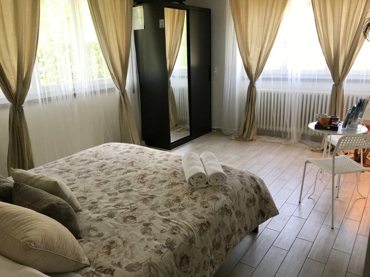 Bed & Breakfast La Rosa Del Reno Di Leggiuno
