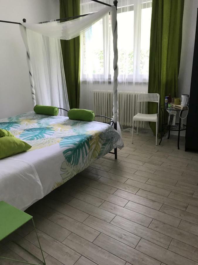 La Rosa Del * Reno Di Leggiuno
